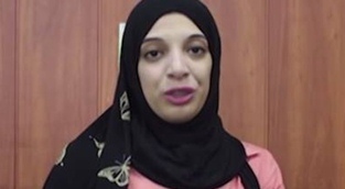 "مصرية" مهندسة كيمياء نووية كسرت قاعدة "للرجال فقط"

